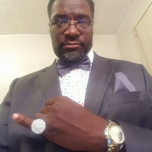 Meet your Posher, Marc